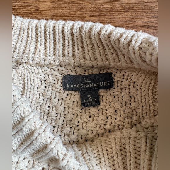 Cream Cable-Knit Crewneck Sweater - Picture 2 of 7
